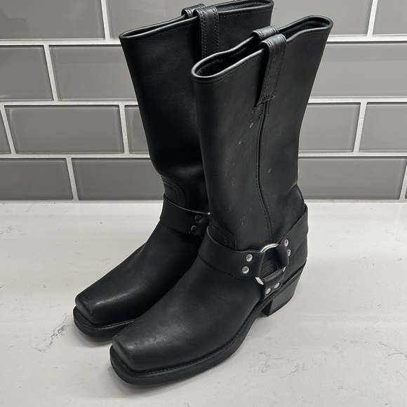 Frye Tall Leather Harness Biker Boots Size: 7 1/2 M 631196 700 77300-1 - Picture 2 of 15